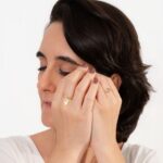 ANEL MENINA ZIRCÔNIA BANHADO A OURO