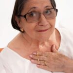 COLAR JESUS ZIRCÔNIA BANHADO A OURO