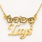 COLAR LIBRAS COM NOME (PODE SER BANHADO A OURO OU A PRATA)